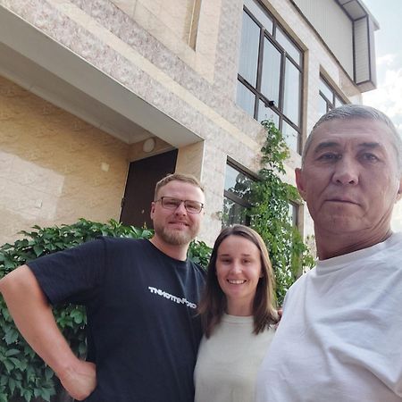 Asman Guest House Osh Exterior foto