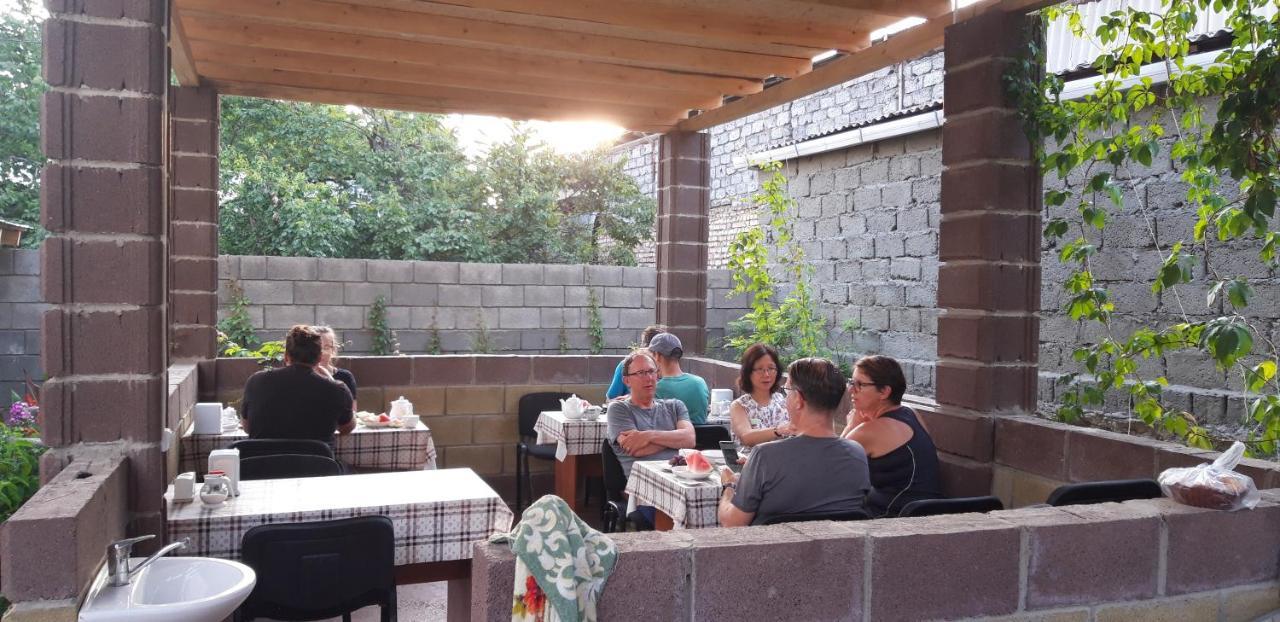 Asman Guest House Osh Exterior foto