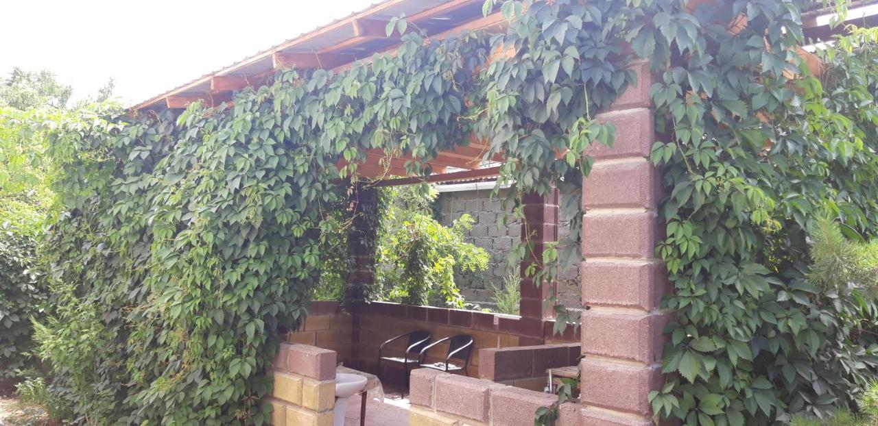 Asman Guest House Osh Exterior foto