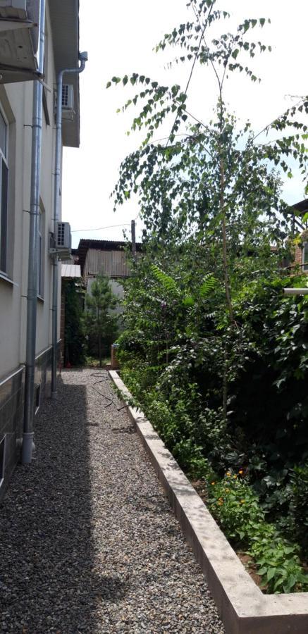 Asman Guest House Osh Exterior foto