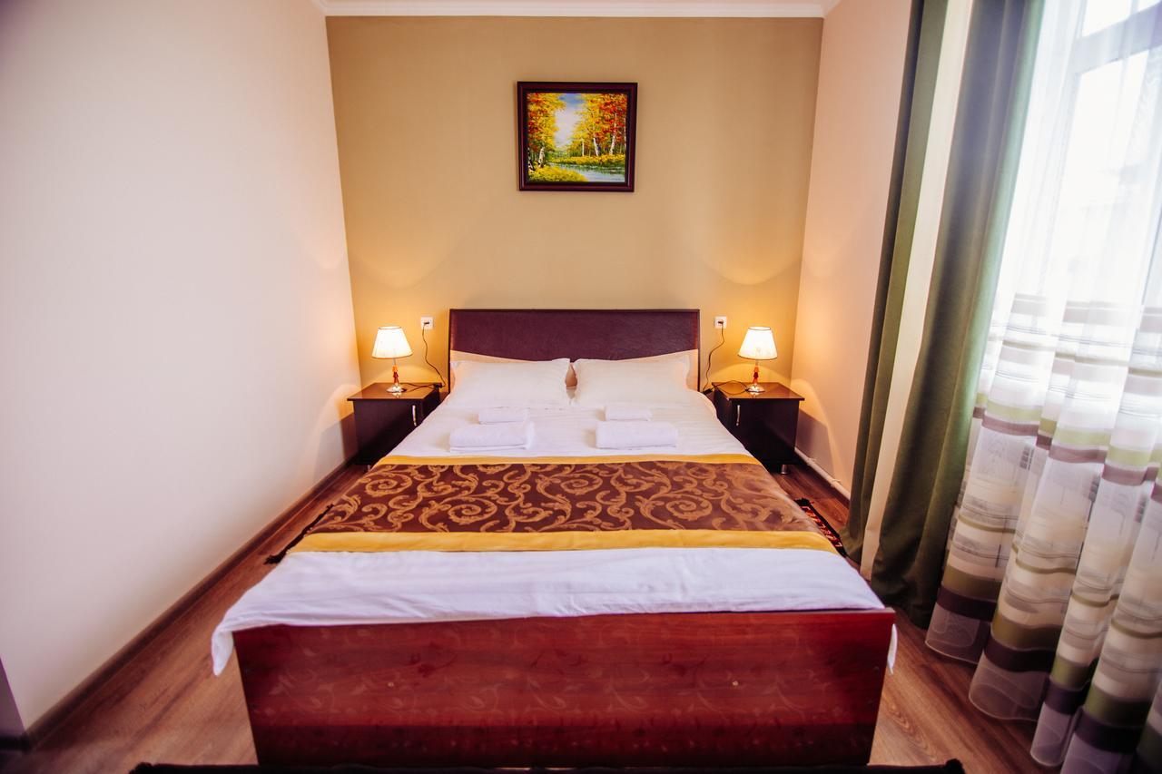 Asman Guest House Osh Exterior foto