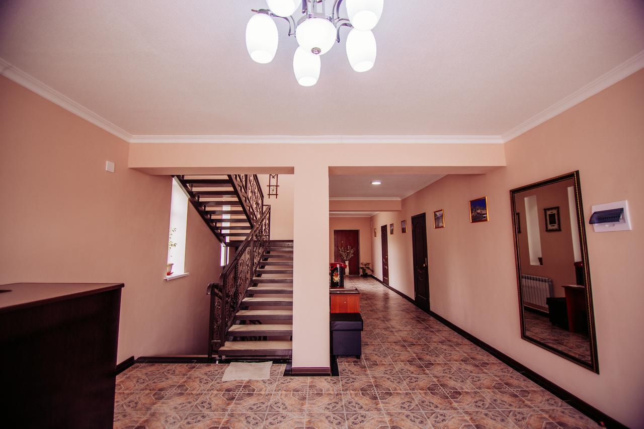 Asman Guest House Osh Exterior foto