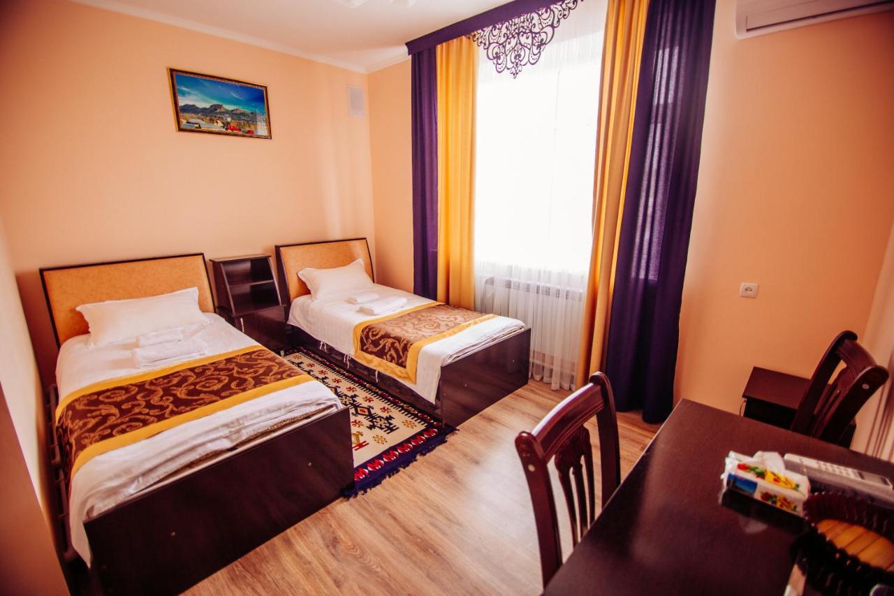 Asman Guest House Osh Exterior foto