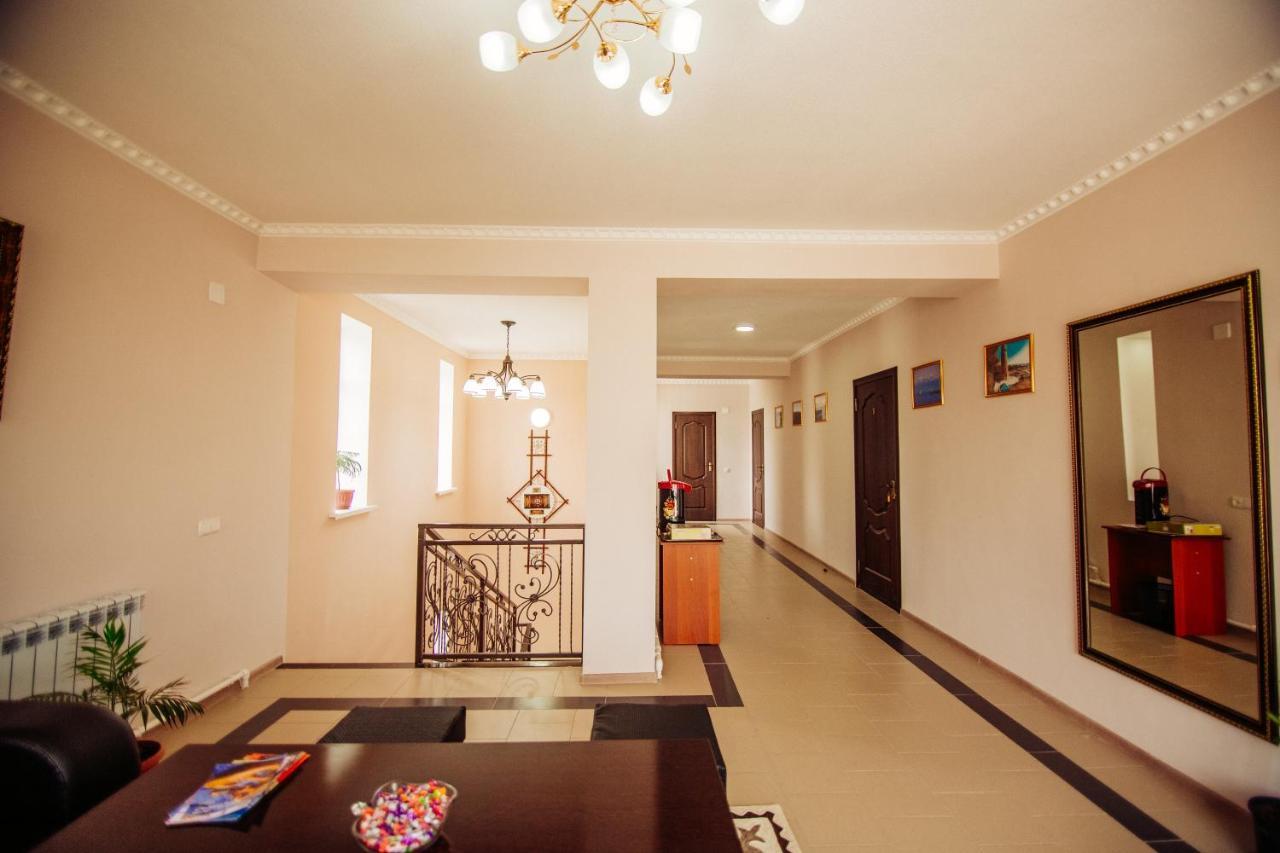 Asman Guest House Osh Exterior foto