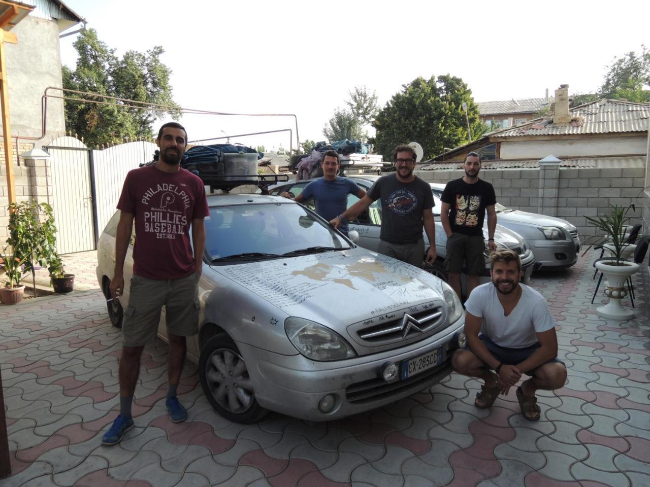 Asman Guest House Osh Exterior foto